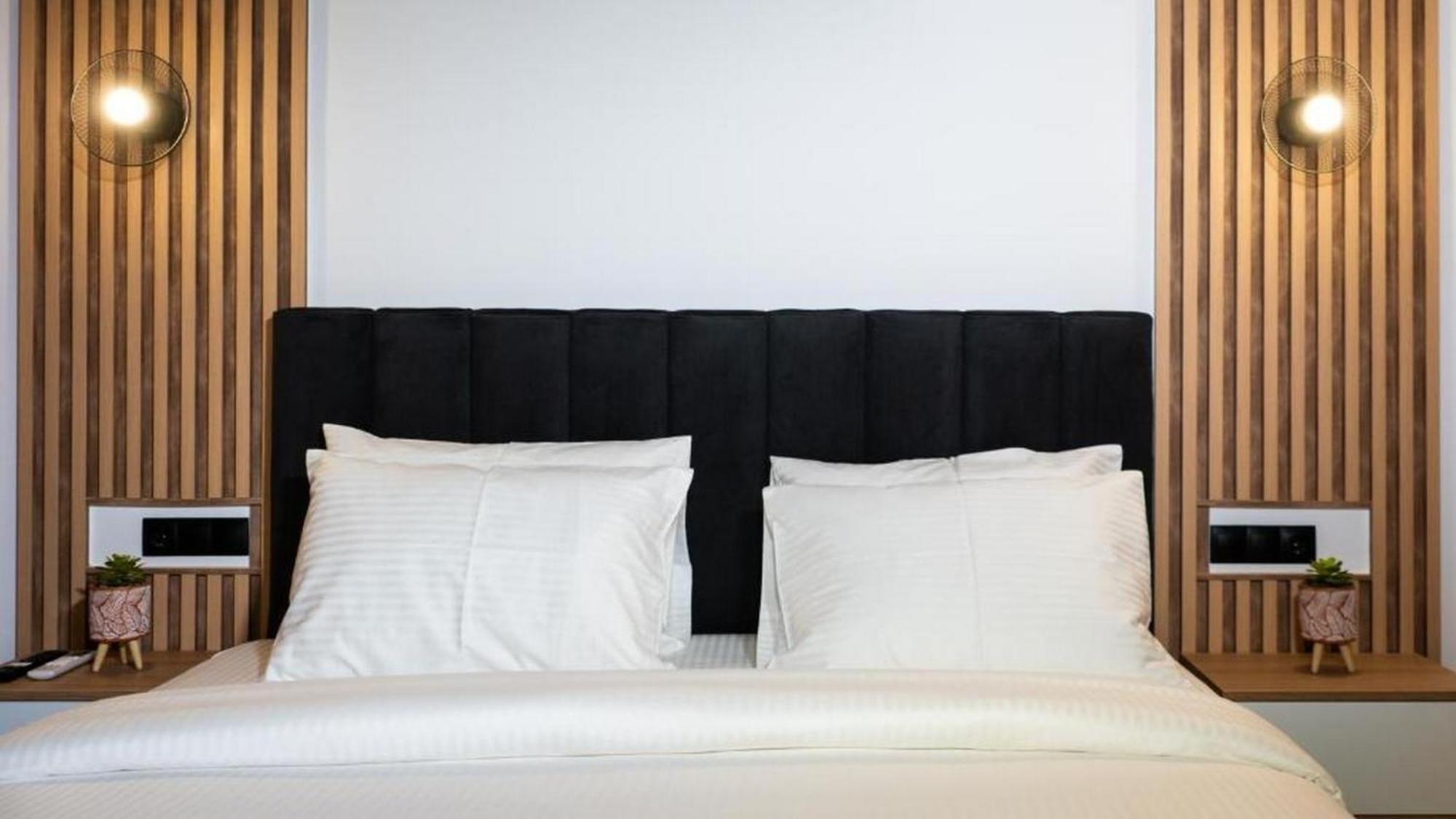 Centro Urban Suites Kalambaka Habitación foto