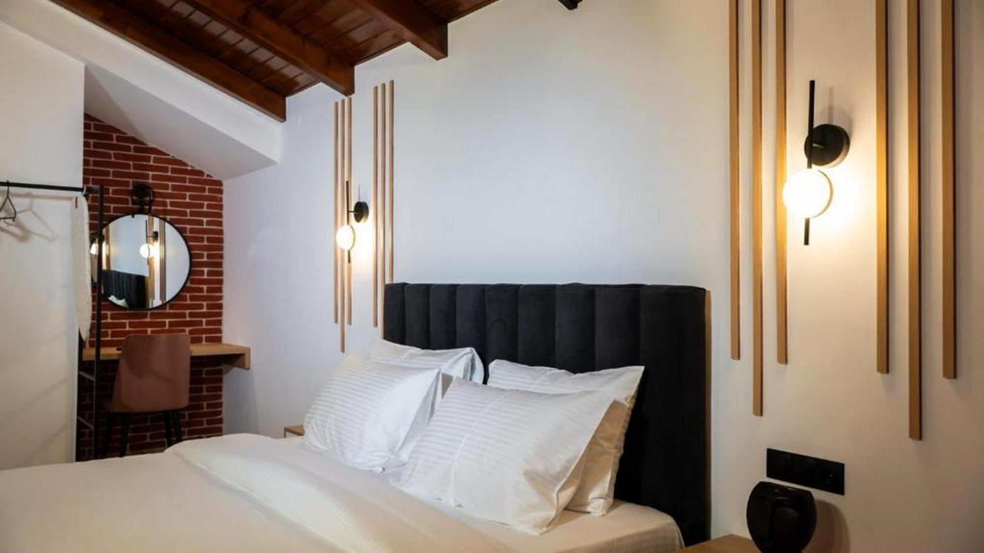 Centro Urban Suites Kalambaka Habitación foto